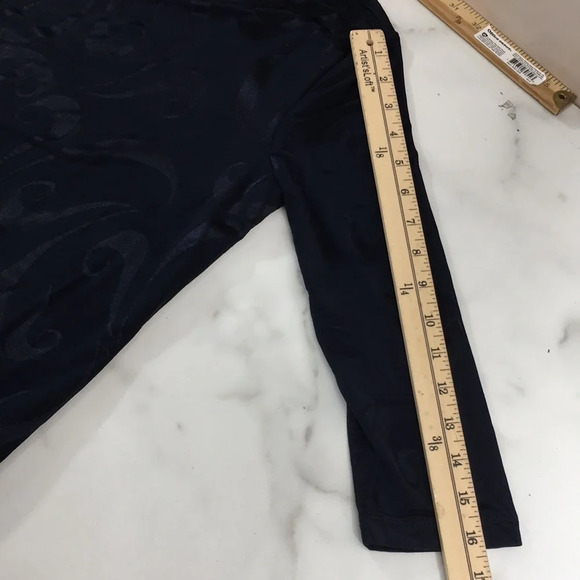 3/$20 Chico’s Travelers Navy Tunic Top Womens 0P Small Petite 3/4 Sleeve Scroll‎ - Picture 11 of 15